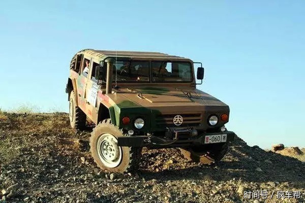 中国悍马神车:武汉枭龙2060L