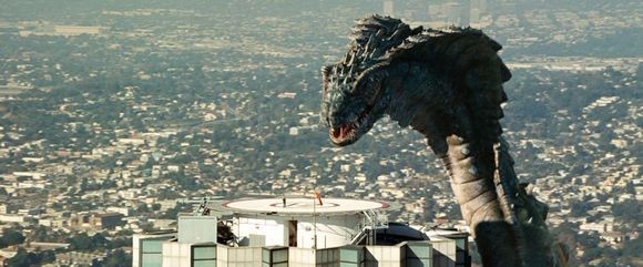 有一部外国电影恐龙会像坦克一样开炮,还有翼