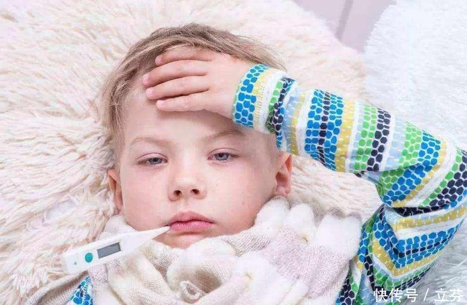7岁女童得肺炎,近期,孩子出现这些症状一定要