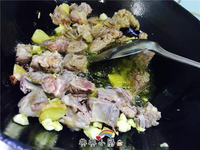 把牛肉这样做,大人小孩都喜欢吃,大年做一盘,最先被光盘