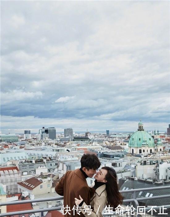 罗晋婚后参加活动四个字回应当下心情遭调侃: