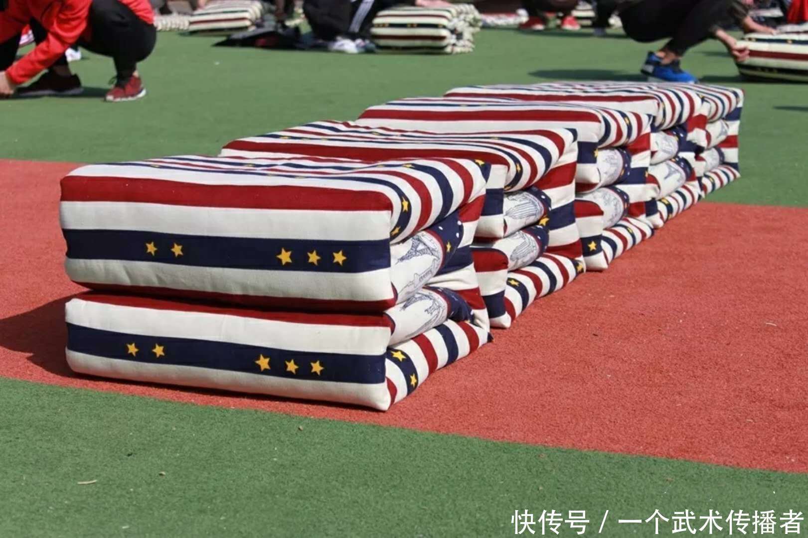 少林寺文武学校是封闭式军事化管理吗?