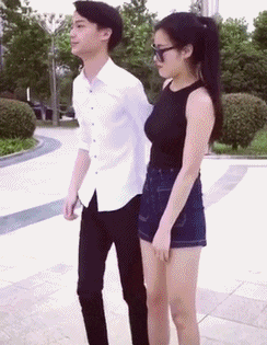 搞笑gif: 妹子你放开那个男的, 有本事冲我来啊!