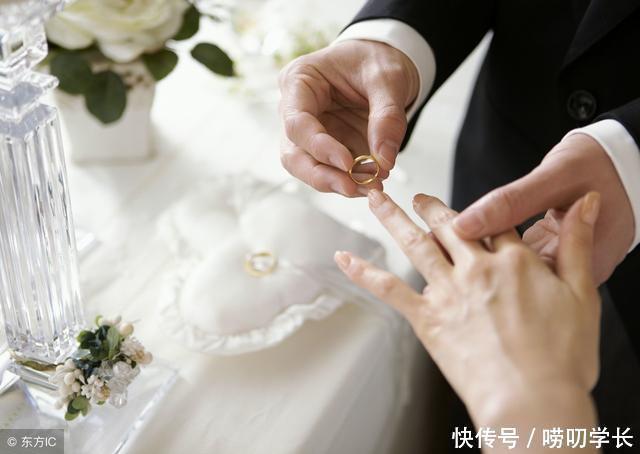 老婆去参加同学聚会, 我怀疑她有外遇, 第二天我后悔了!