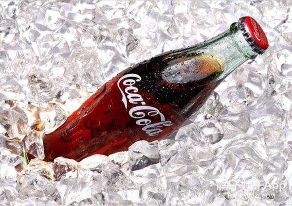 可口可乐出-4℃可乐,摇一摇立刻变冰沙