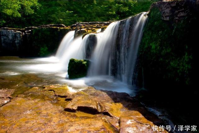 以为走错了地方?欧洲这10个瀑布可与九寨沟的瀑布媲美!