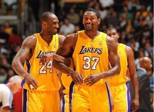 詹姆斯去留悬念+东契奇时代降临:一文读懂湖人2026赛季完整球员名单与休赛期大洗牌