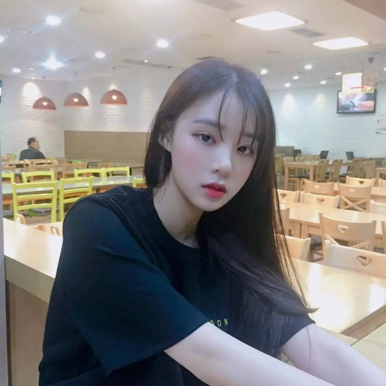 惊呆!史上最美天然母女，颜值逆天似姐妹!