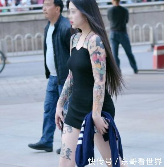 男子街头发现一位美女，当看到美女正面后，男子直言：不敢娶回家