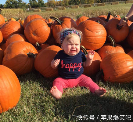 搞笑段子:小明回家被老爸揍了一顿