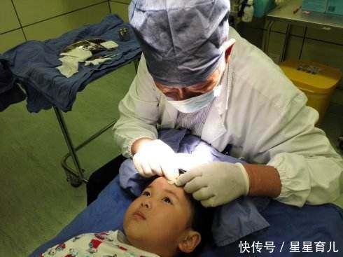 宝宝高处坠落8个应急处理措施,但是5个预防措