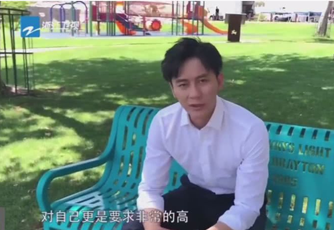 李晨自范冰冰税务风波后首露面，未戴戒指被指精神面貌不佳