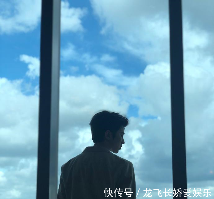 蔡徐坤新歌上线获好评, 这首歌写给自己