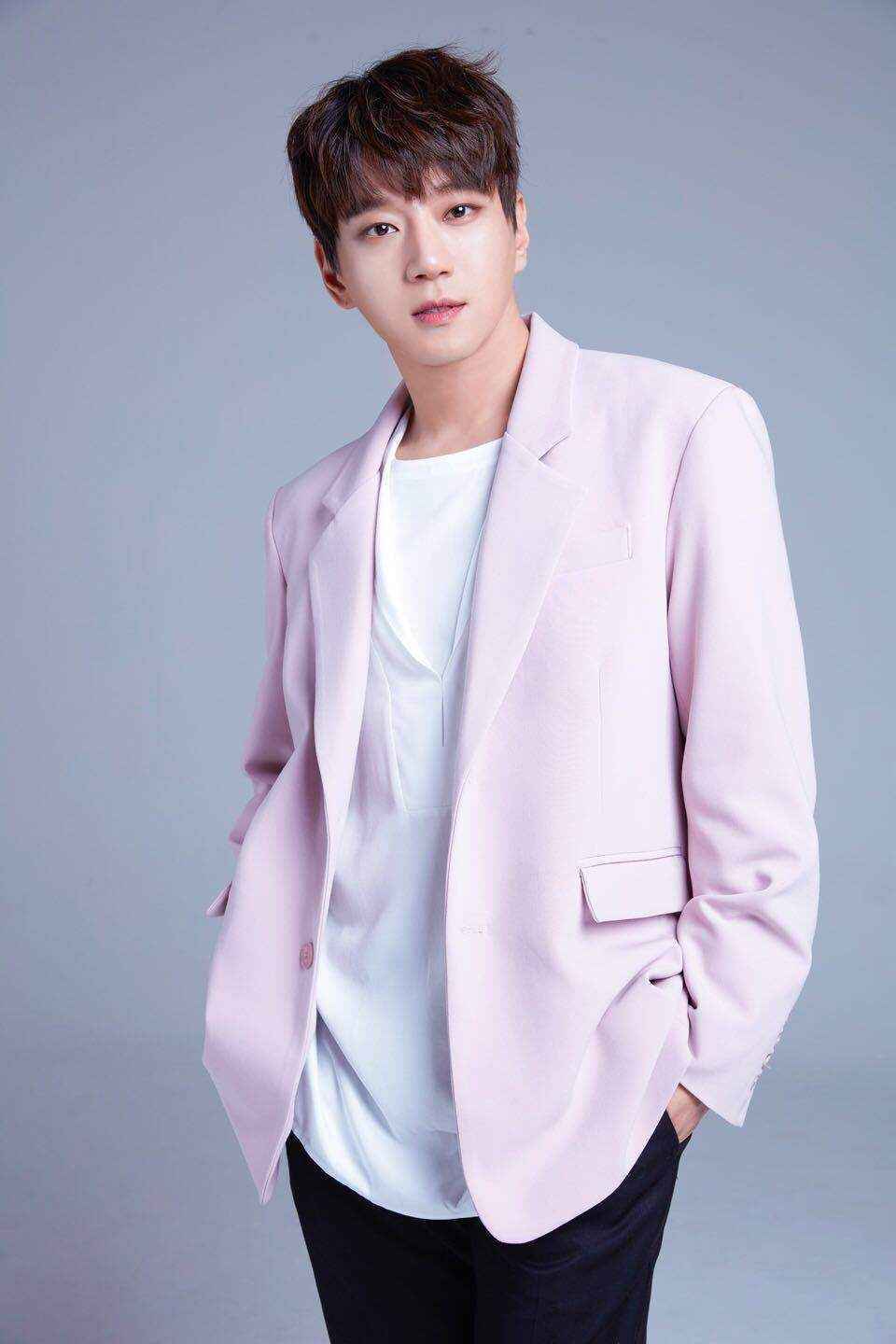 黄致列言论字幕组打脸韩媒 按韩文翻译没问题