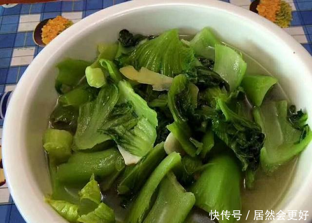 去闺蜜家蹭饭,四个女生四菜一汤吃得饱饱滴