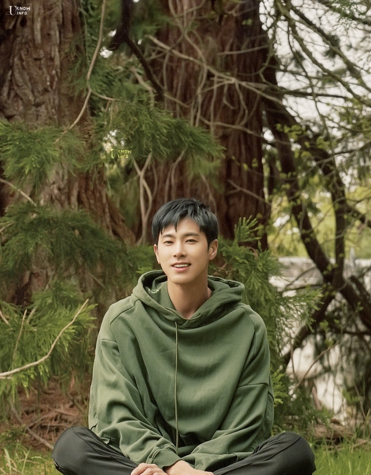 《创造营2019》选手在机场被扔鸡蛋,刘亦菲鹿