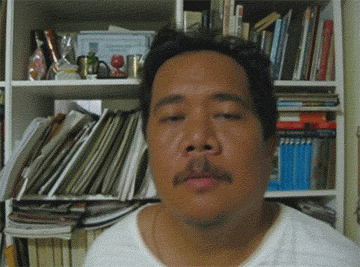 他是表情包里的猥琐大叔 现实中却让人吃惊