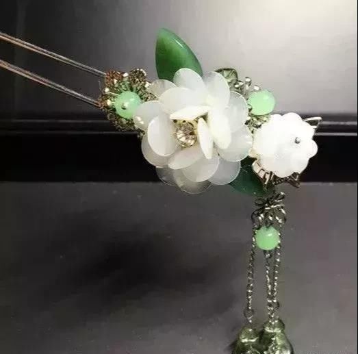 被古装神剧《封神演义》的精致服饰所折服,精