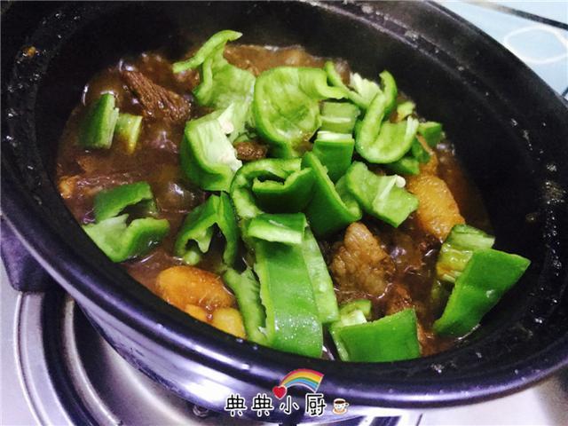 把牛肉这样做,大人小孩都喜欢吃,大年做一盘,最先被光盘