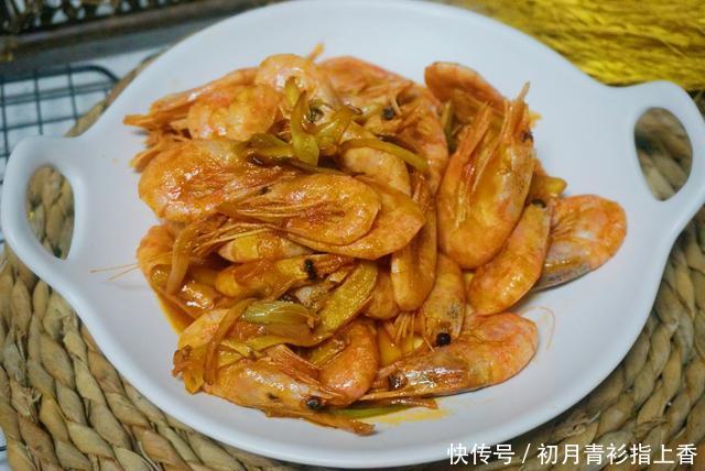 最简单的茄汁虾做法,入味好吃还不腥,上桌抢着