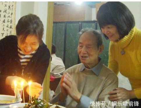 婆婆病重我们拿10万,医生悄悄对我说句话,我把婆婆送监狱!