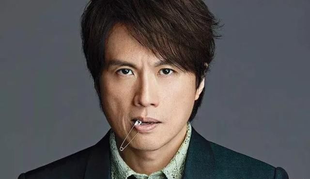 继《一蚊鸡保镖》相隔20年后,黄子华再自编自