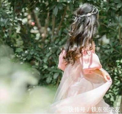 鹿晗8岁妹妹照片曝光,身穿仙女裙美出天际,粉