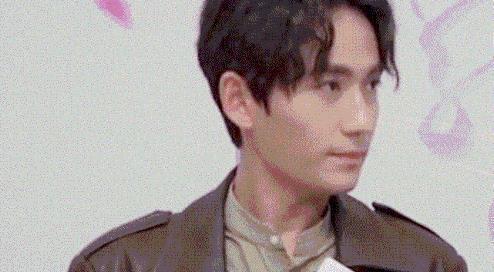 明星养宠物朱一龙养蚂蚁,罗志祥养野猪,杨颖养