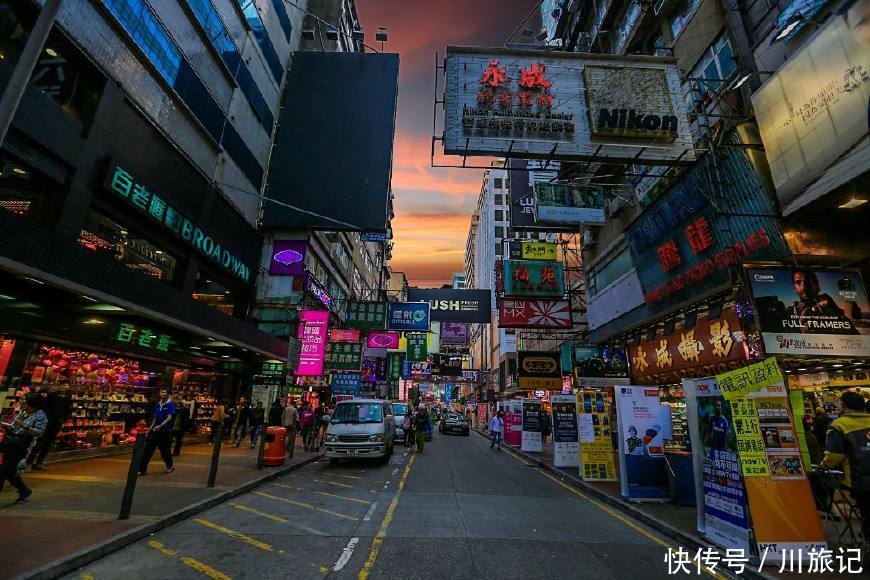 北京到香港高铁即将通车,全长2440公里,经过你