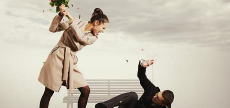 爸妈花百万给我买房,婚后,老公却说房产证上只