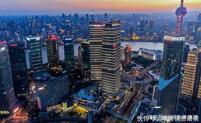 上海经济总量比香港多7000亿,为什么依旧取代