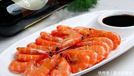 煮虾用冷水下锅还是热水下锅?很多人都做错了