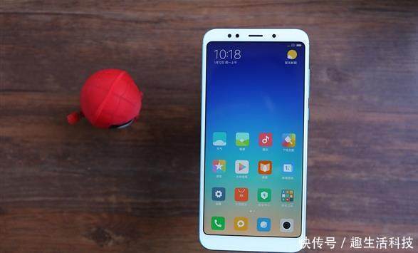 3款2000元手机以下,玩《刺激战场》吃鸡性能