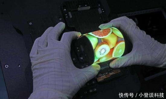 弯道超车:华为抢先三星推出折叠屏,计划11月发