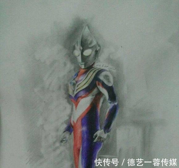 如果杰克和赛文奥特曼联手, 能打赢迪迦奥特曼