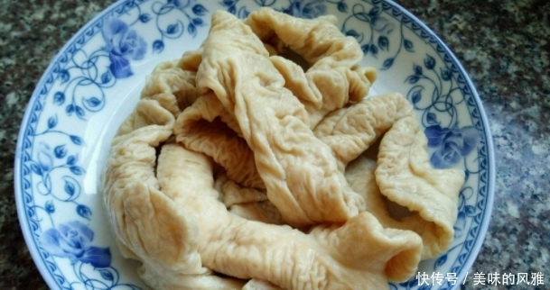肥肠v肥肠很甲鱼?大厨教你一招,10分钟就背上,麻烦搞定有破洞图片