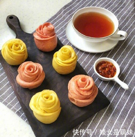 火龙果别直接吃了,做成玫瑰花馒头当早餐,小孩