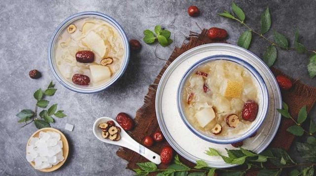 为什么很多人吃冰糖雪梨止咳没效果?原来是制