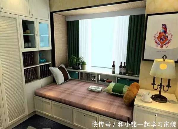 榻榻米上的书柜隔多少，榻榻米连书桌书柜效果图-第4张图片-朋成家居生活_生活家