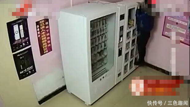 店主深夜光临成人用品店满载而归男子随后买的什么样情趣内衣图片
