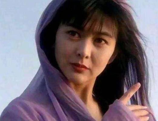 60岁陈美琪55岁关之琳近照,网友:这就是优雅脸