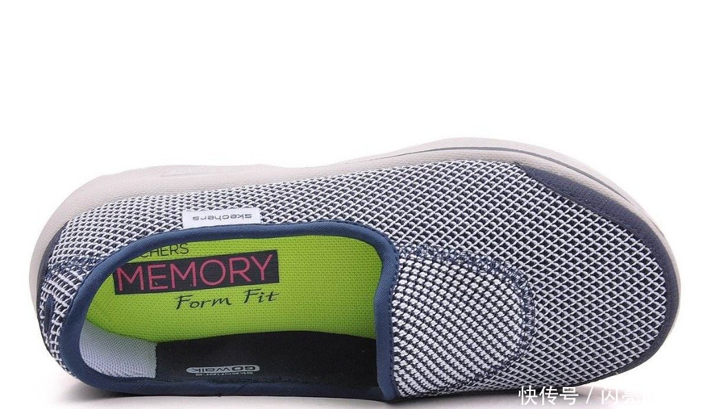 同样都是缓震,斯凯奇记忆棉、亚瑟士GEL和阿
