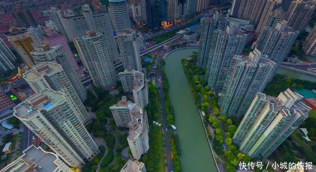 上海市普陀区的长寿路街道,正是苏州河沿岸建