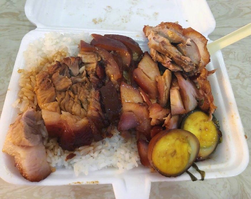 张馨予去广州找何捷,吃遍了当地美食,晒小吃暴