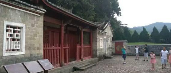 广东梅州、福建龙岩和江西赣州,哪个城市发展的相对较好?