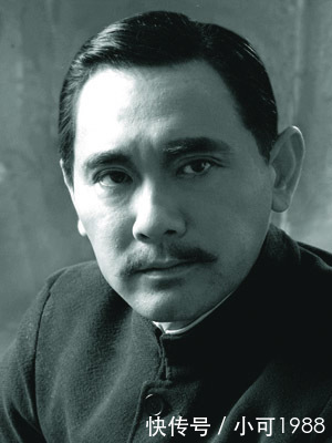 他是中国近代伟大的民主革命先行者,推翻了两