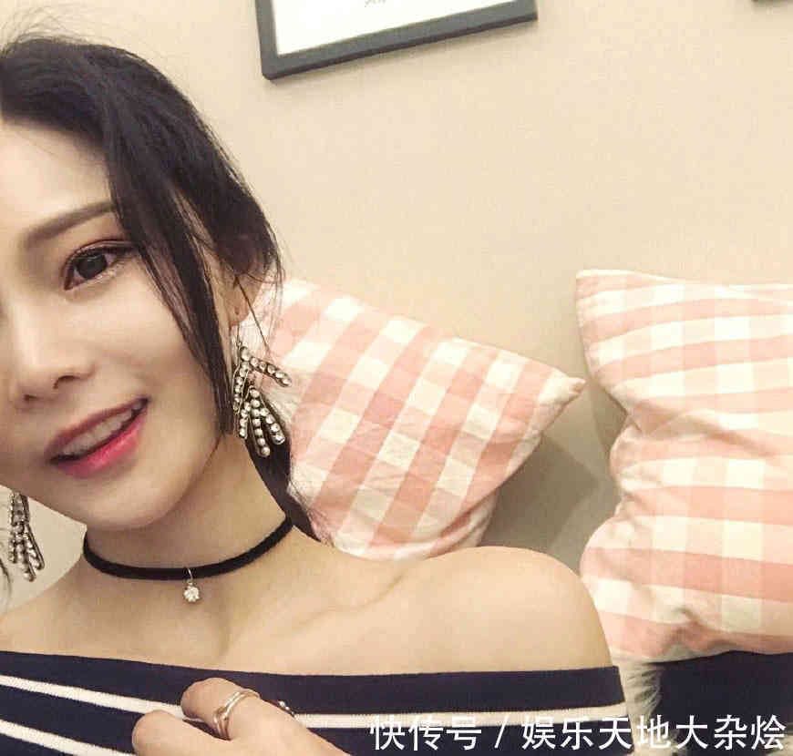 被“会计门”逼到退出直播的余思瞳发声:冯提莫摔锅给我