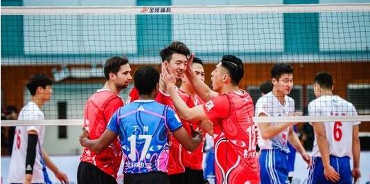 最强副攻天才出现在男排!不发菜球的王东宸改