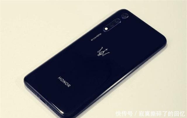 荣耀V20玛莎拉蒂版搭载全黑配色,比华为mate