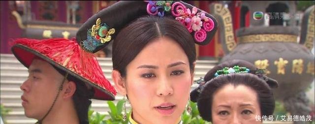 女主一路腹黑,女配却洗白成白莲花,这才是宫斗